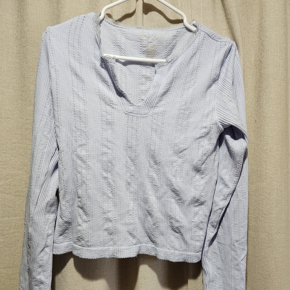Elegant Light Blue Women's Crop Top